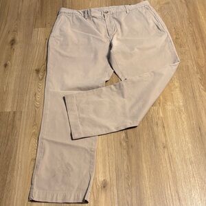 Vineyard Vines Men's Tan Pants